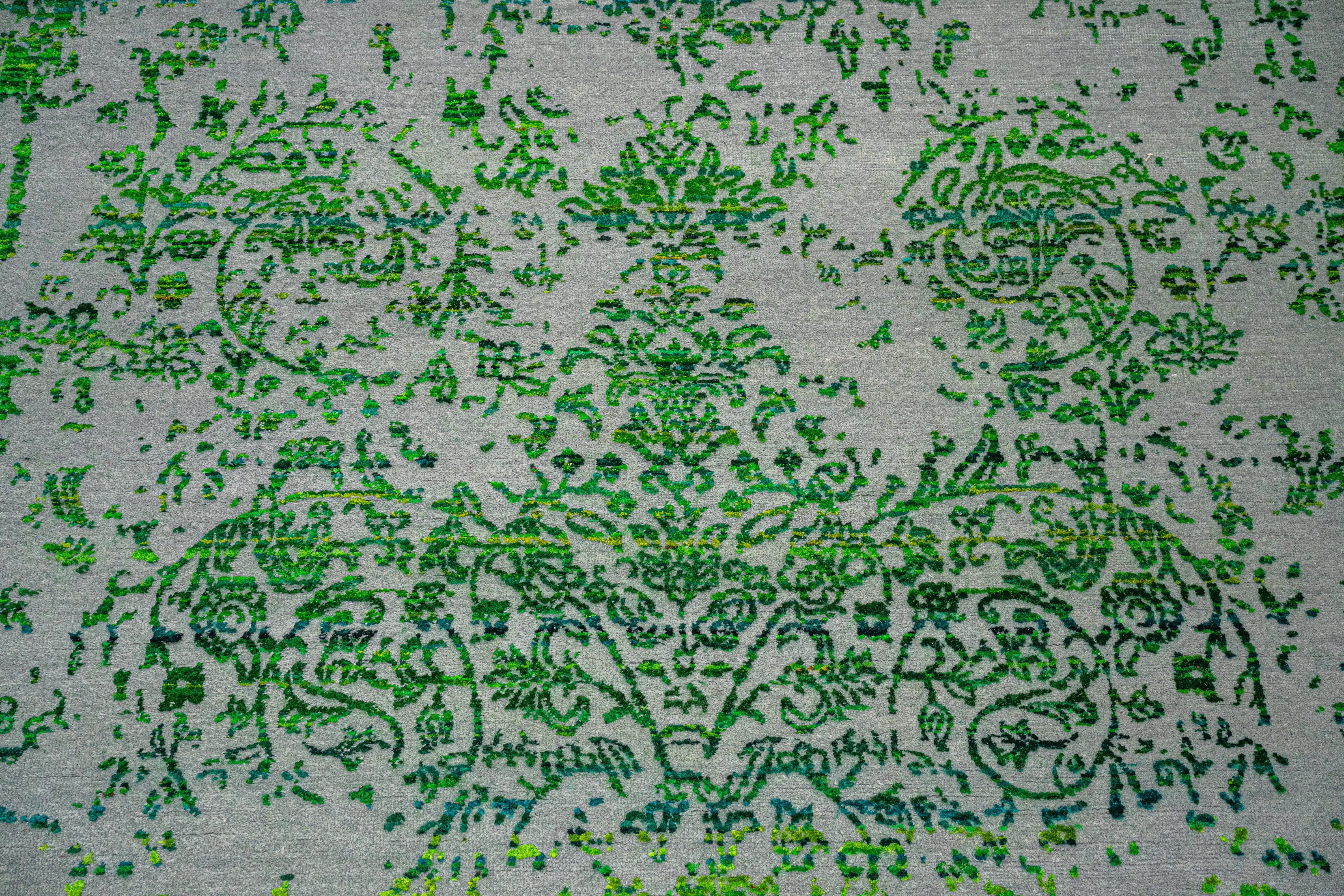 Handknotted Carpet, DIA - 720 JK ROUND, Silver & Green